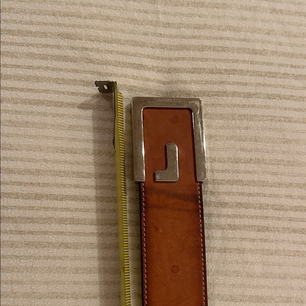 Gucci TanLeather Belt with Silver Buckle